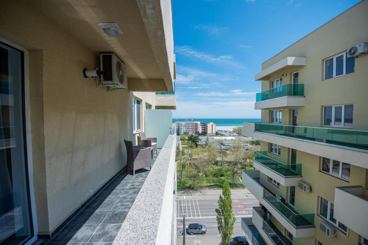 Moonlight Sky Mamaia Apartment Exteriér fotografie
