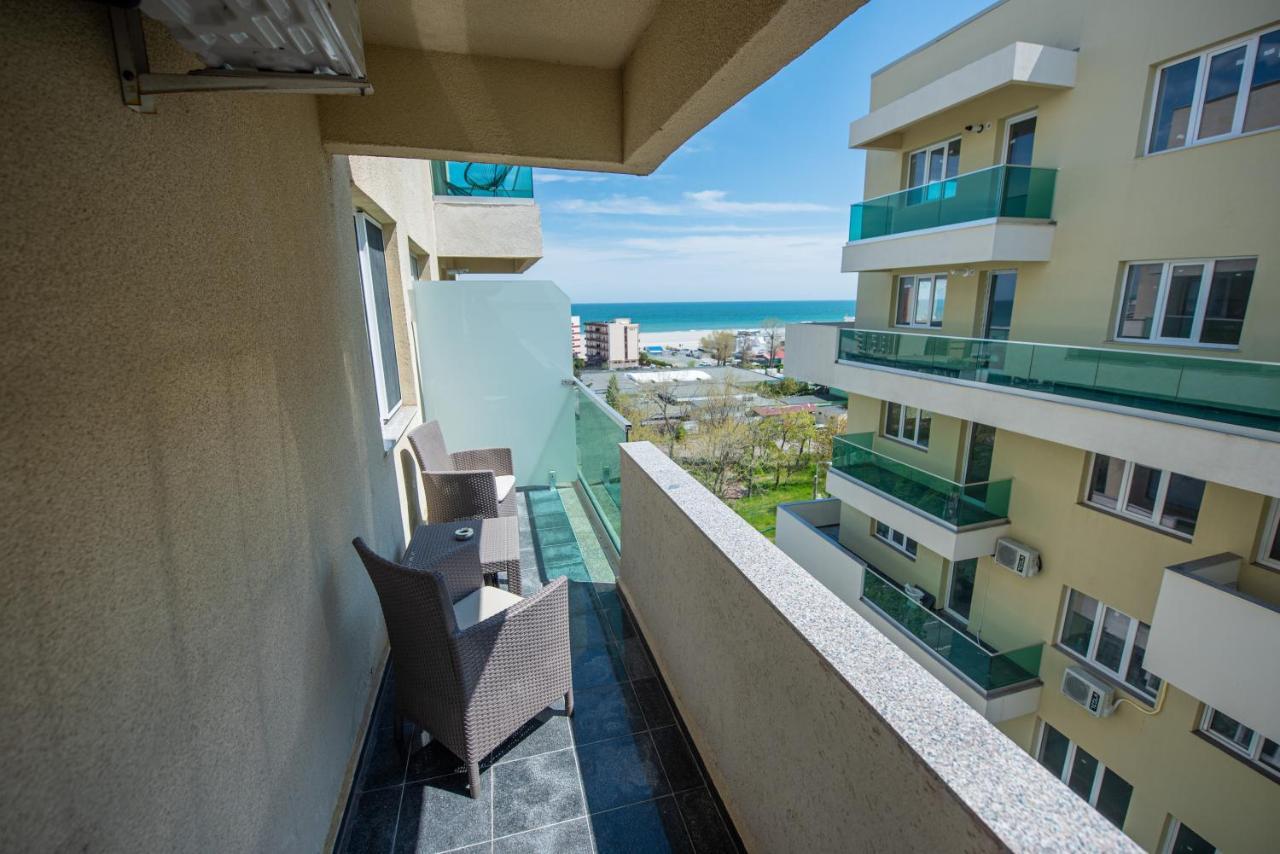 Moonlight Sky Mamaia Apartment Exteriér fotografie