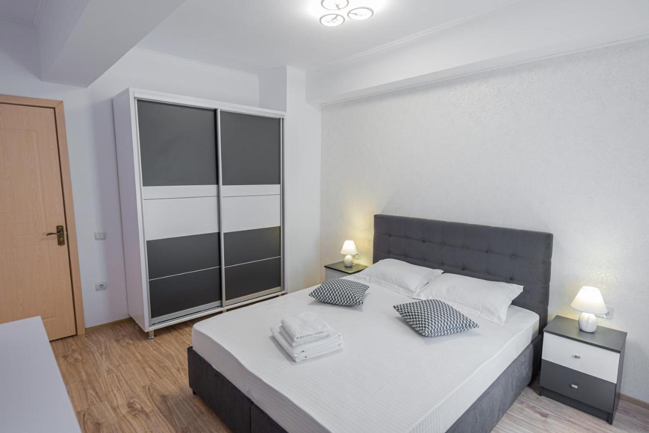 Moonlight Sky Mamaia Apartment Exteriér fotografie